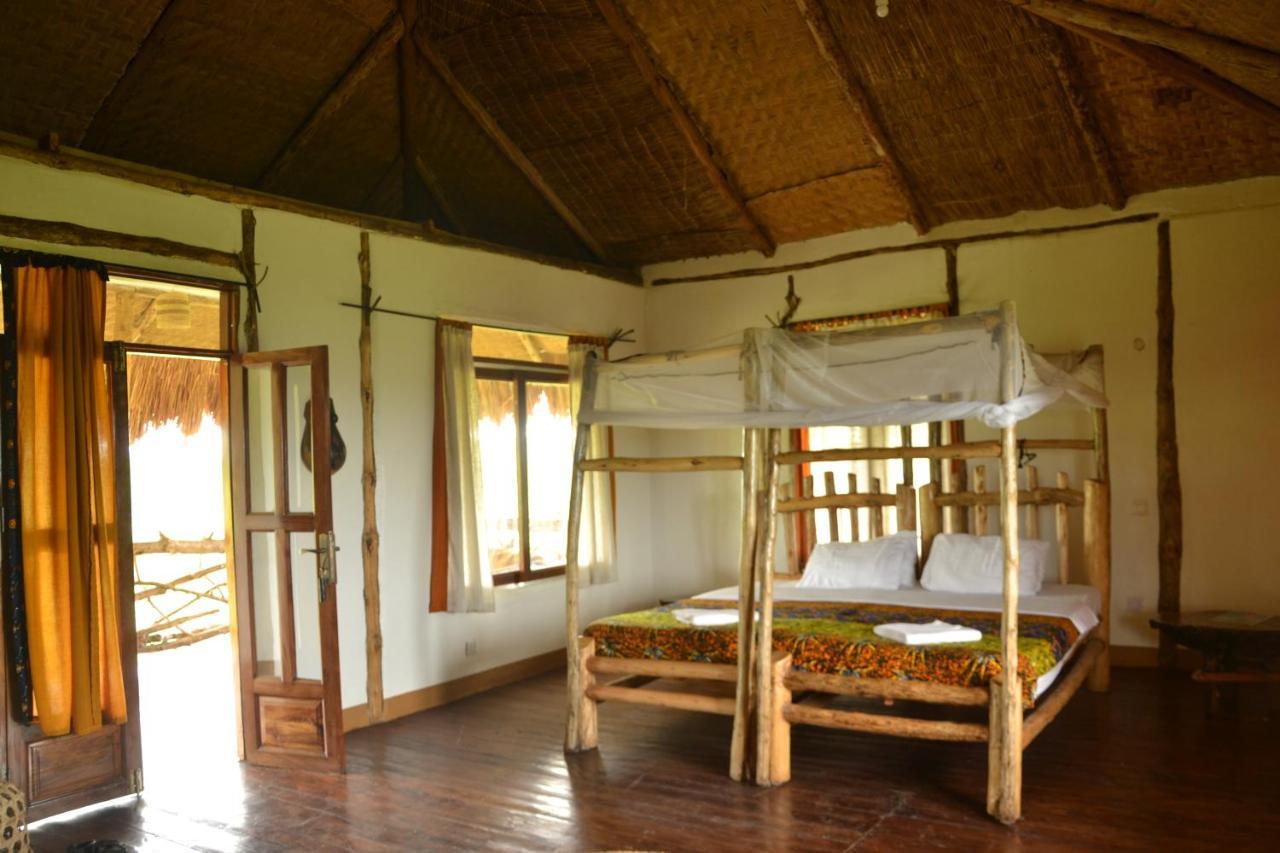Topi Lodge Katunguru Exterior foto